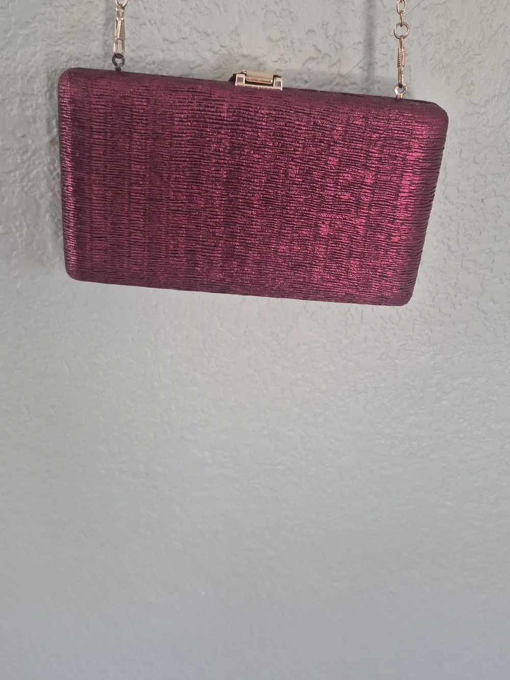 Bordeaux Burgundy Metallic Textured Evening Clutch Bag with Gold Leaf Clasp